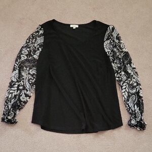 Laura Petites B&W Top